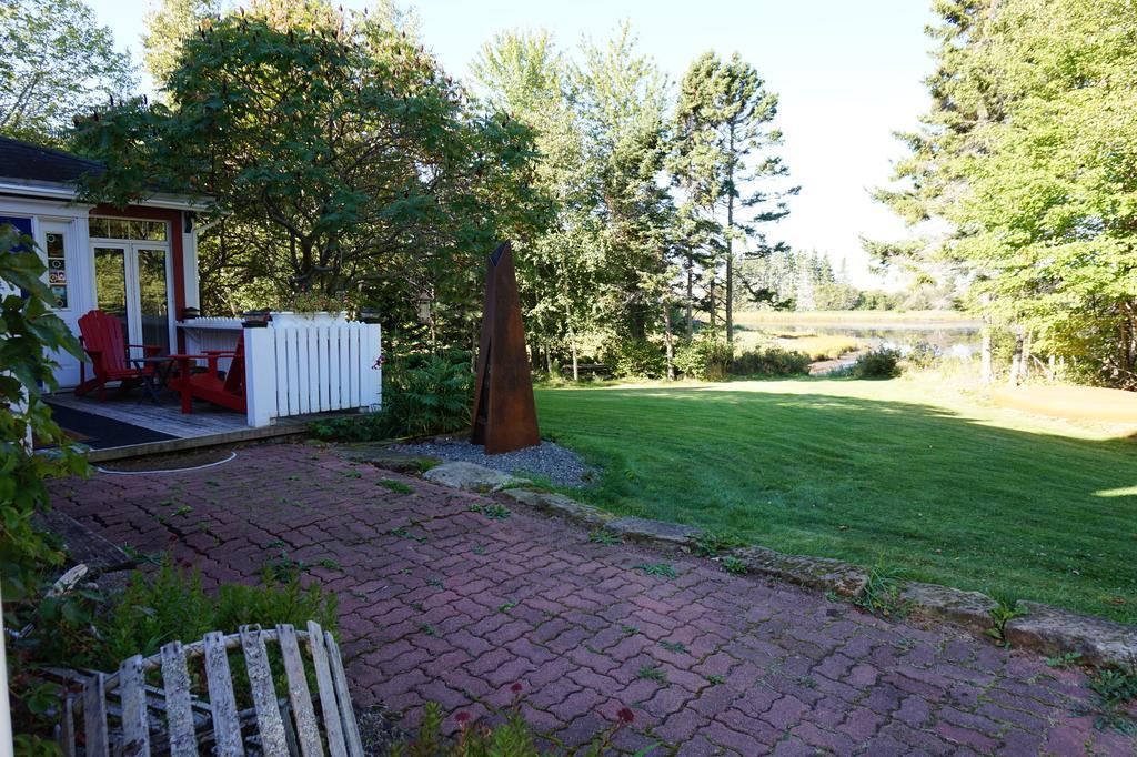 Little Shemogue Inn Екстер'єр фото