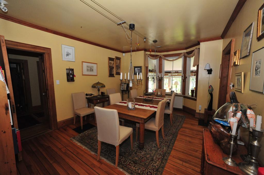 Little Shemogue Inn Екстер'єр фото