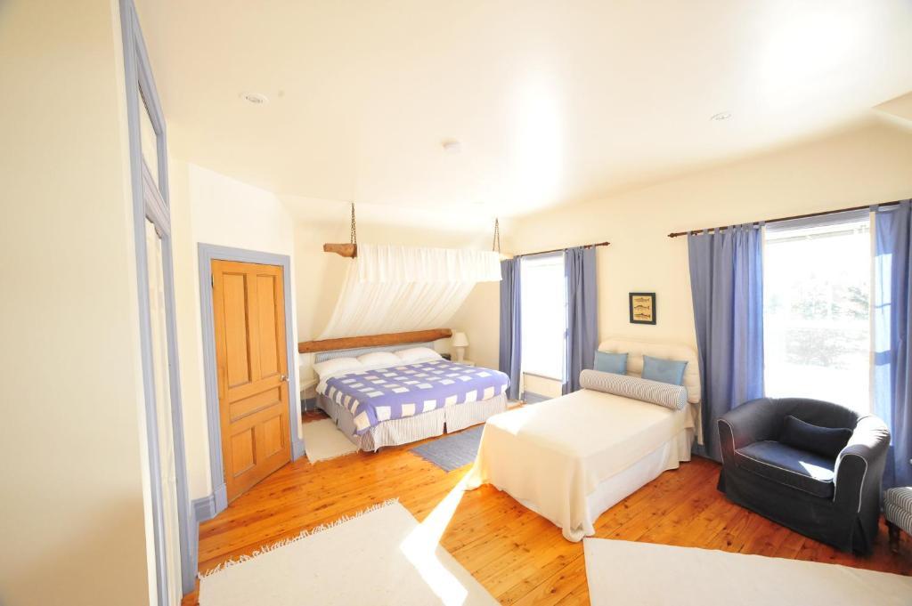 Little Shemogue Inn Екстер'єр фото