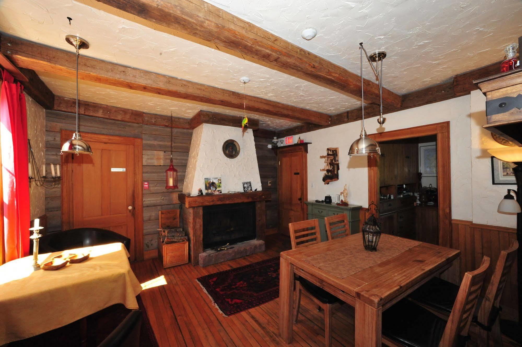 Little Shemogue Inn Екстер'єр фото
