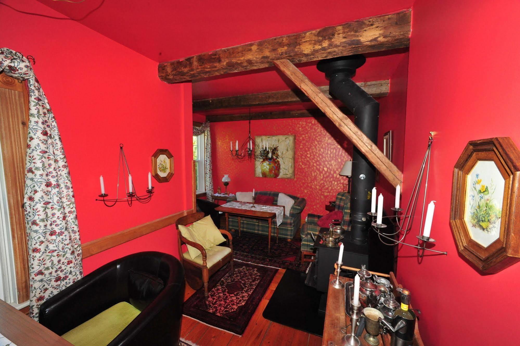Little Shemogue Inn Екстер'єр фото